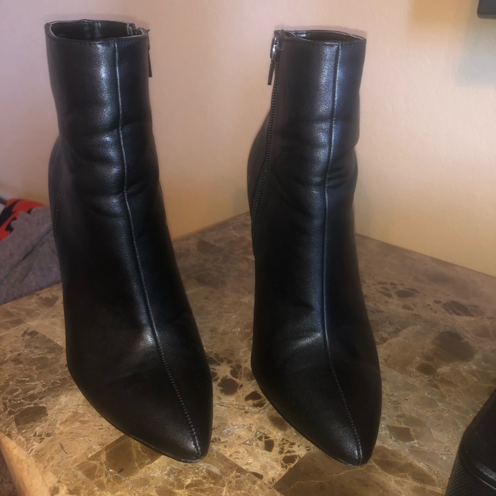 Charles David Boots